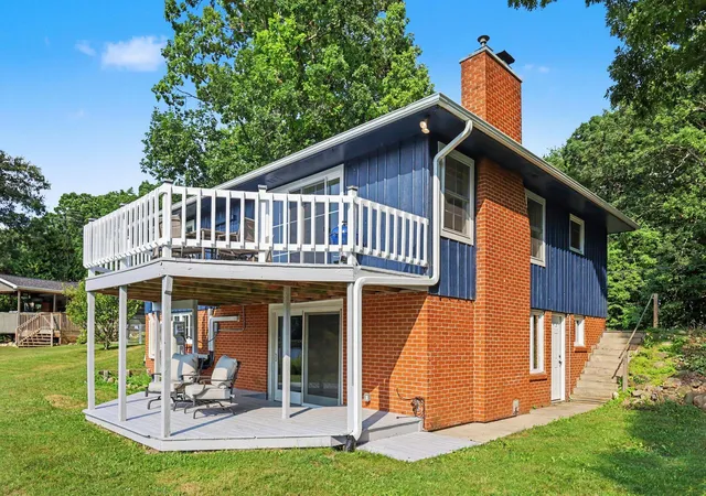 3rd image of 6380 Oak Ridge Dr, Jonesville, MI 49250 | MLS# 55026039431