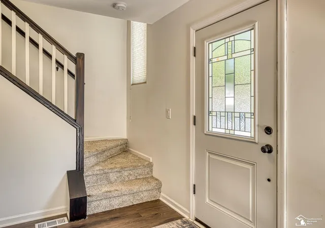 Photo 4 of Single family home for sale at 5893 Forestal Dr, Waterford, MI 48327 | MLS# 57050216704 | Listing updated on 2026-09-04