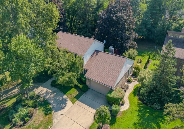 65th image of 29822 Deer Run Dr, Farmington, MI 48331 | MLS# 81026039451