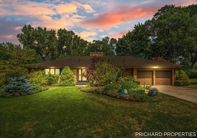 image of 132 Morningside Dr Se, Grand Rapids Charter Township Kent, MI 49506 | MLS# 65026039452
