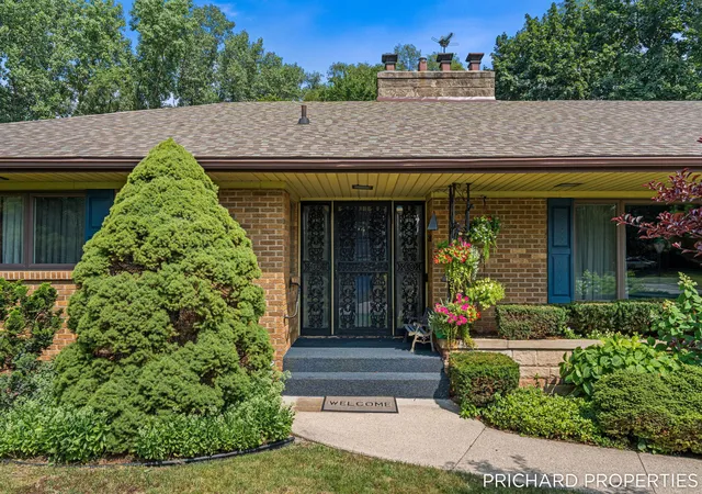 Photo 57 of Single family home for sale at 132 Morningside Dr Se, Grand Rapids, MI 49506 | MLS# 65026039452 | Listing updated on 2026-09-02