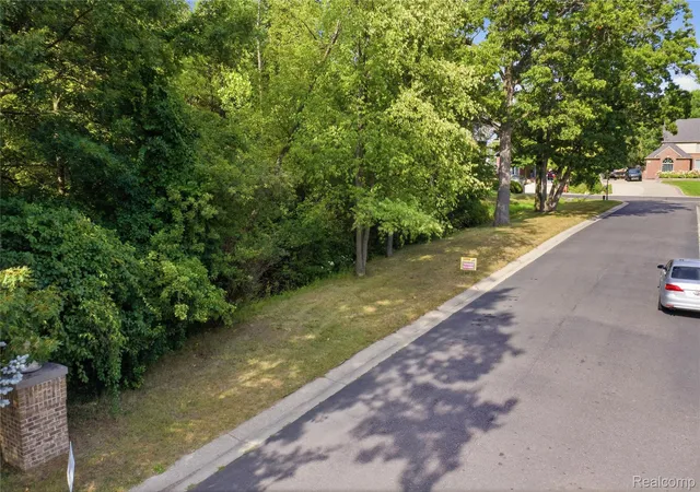2nd image of 8959 Clubwood Dr, Walled Lake, MI 48390 | MLS# 20261059464