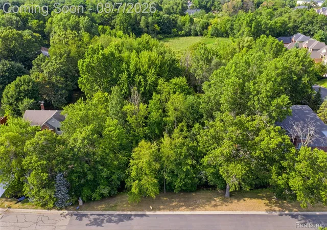 3rd image of 8959 Clubwood Dr, Walled Lake, MI 48390 | MLS# 20261059464