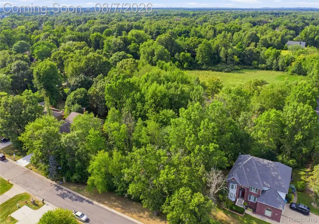 5th image of 8959 Clubwood Dr, Walled Lake, MI 48390 | MLS# 20261059464