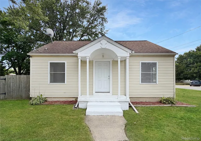 2nd image of 1380 Audrey St, Burton, MI 48509 | MLS# 20261059468