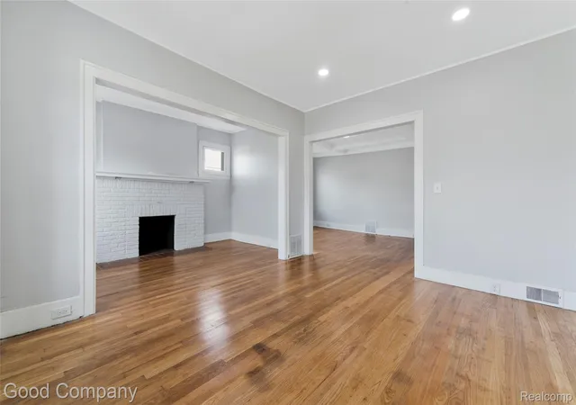 Photo 3 of Multi family home for sale at 4003 Pingree St, Detroit, MI 48204 | MLS# 20261059469 | Listing updated on 2026-07-31
