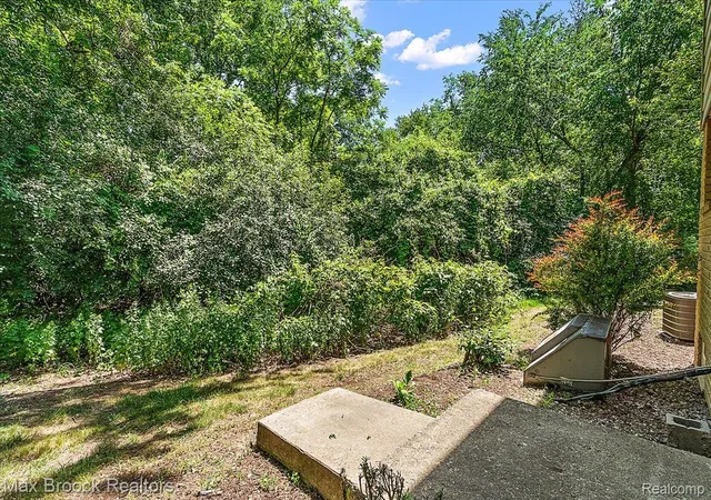 22nd image of 23656 Lahser Rd, Southfield, MI 48033 | MLS# 20261059485