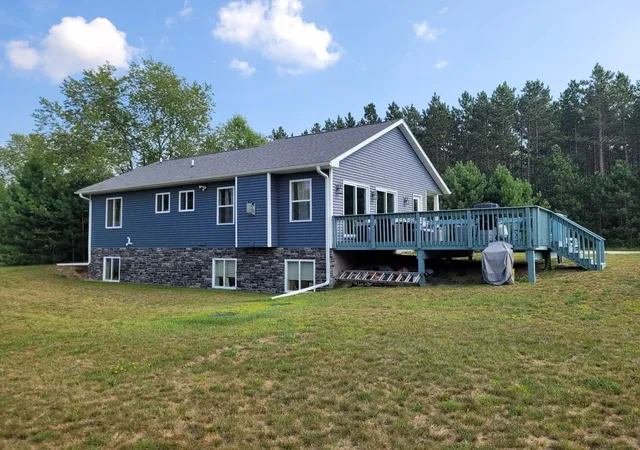 Photo 3 of Single family home for sale at 6160 W 10 1/2 Mile Rd, Mesick, MI 49668 | MLS# 78080071712 | Listing updated on 2026-08-17