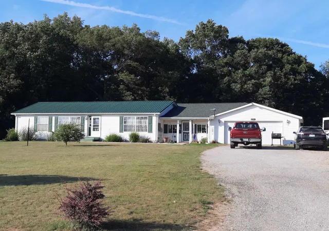 Photo 1 of Single family home for sale at 4724 Stone Dr, Millington, MI 48746 | MLS# 5050216713 | Listing updated on 2026-09-16