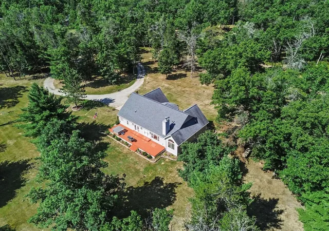 3rd image of 6260 Evergreen, Hale, MI 48739 | MLS# 77080071710