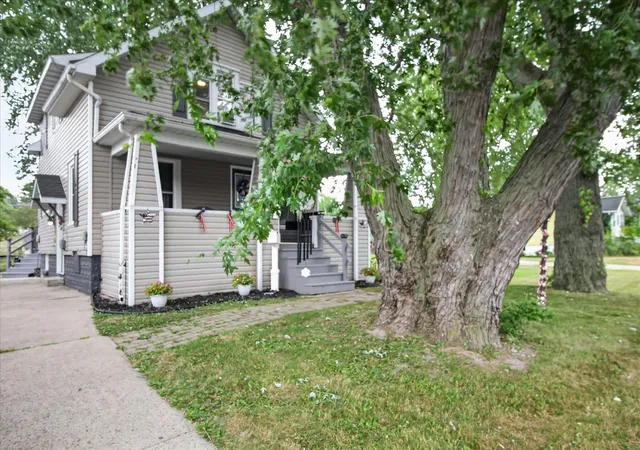 2nd image of 111 Penrith Ave, Alma, MI 48801 | MLS# 79080071711