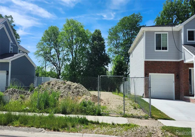 Photo 1 of Land for sale at 3725 Oxford Rd, Berkley, MI 48072 | MLS# 20261059502 | Listing updated on 2026-07-30