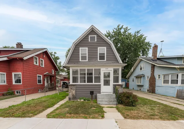 20th image of 835 Lay Blvd, Kalamazoo, MI 49001 | MLS# 66026039466