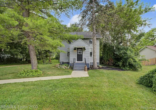 1st image of 511 Ash St, Carleton, MI 48117 | MLS# 20261059508