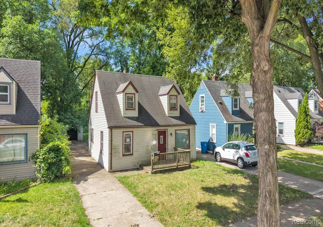 2nd image of 26005 Currier St, Dearborn Heights, MI 48125 | MLS# 20261059514