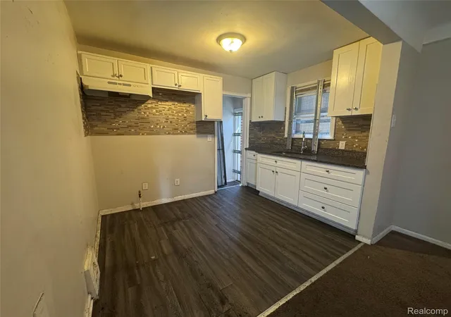 Photo 3 of Single family home for sale at 20452 Tracey St, Detroit City Wayne, MI 48235 | MLS# 20261059547 | Listing updated on 2026-08-28