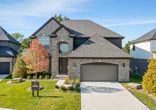 2nd image of 2085 Kohli Dr, Troy, MI 48083 | MLS# 20261059561