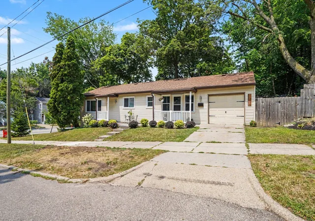 image of 1205 Fountain St Ne, Grand Rapids City Kent, MI 49503 | MLS# 65026039487
