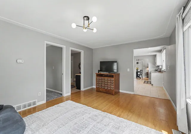 image of 1205 Fountain St Ne, Grand Rapids City Kent, MI 49503 | MLS# 65026039487