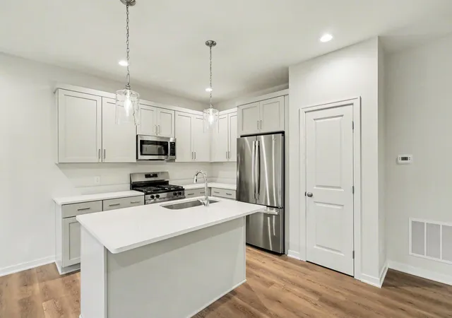 4th image of 9721 Sapphire Ln, Portage City Kalamazoo, MI 49002 | MLS# 66026039518