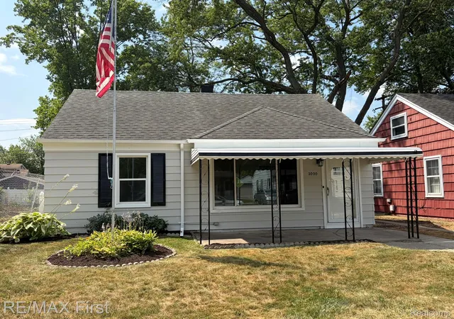 2nd image of 2000 Moorhouse St, Ferndale, MI 48220 | MLS# 20261059574
