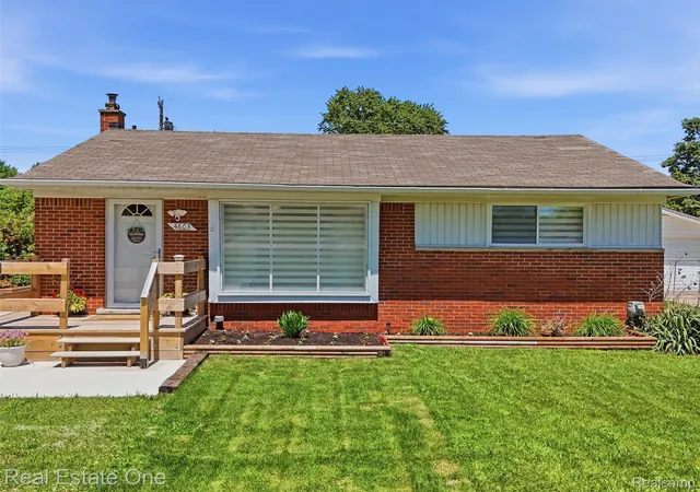 1st image of 4603 E Thirteen Mile Rd, Warren, MI 48092 | MLS# 20261059584