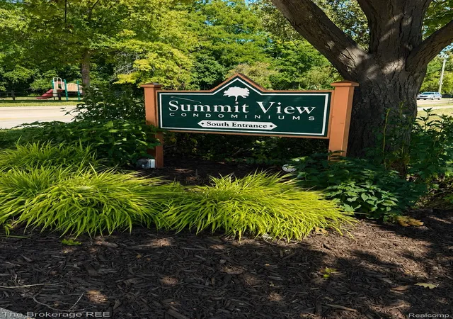 3rd image of 1325 S Maple Rd #301, Ann Arbor, MI 48103 | MLS# 20261059588