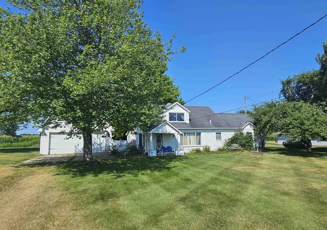 Photo 2 of Single family home for sale at 2209 N Lakeshore Rd, Carsonville, MI 48419 | MLS# 58050216749 | Listing updated on 2026-09-12