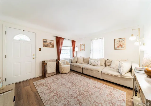 Photo 4 of Single family home for sale at 1860 Shevlin St, Ferndale, MI 48220 | MLS# 20261059605 | Listing updated on 2026-09-09