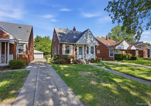 Photo 3 of Single family home for sale at 2204 N Franklin St, Dearborn, MI 48128 | MLS# 20261059620 | Listing updated on 2026-07-31