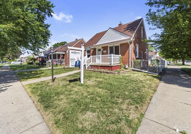 2nd image of 13012 Cherry St, Southgate, MI 48195 | MLS# 57050216757