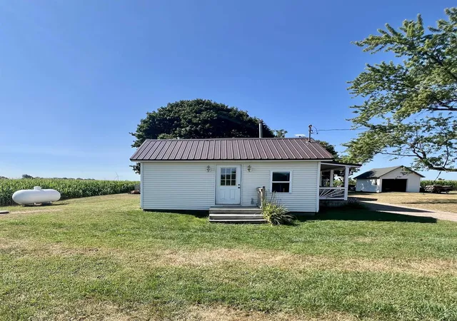 2nd image of 9026 E Harrison Rd, Wheeler, MI 48662 | MLS# 79080071730
