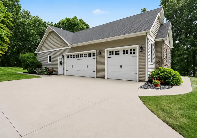 2nd image of 24226 Hemingway St, Mattawan, MI 49071 | MLS# 66026039531
