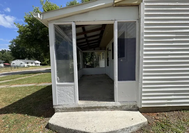 Photo 3 of Single family home for sale at 1613 Harvest Ln, Ypsilanti, MI 48198 | MLS# 81026039534 | Listing updated on 2026-08-21