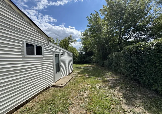 Photo 4 of Single family home for sale at 1613 Harvest Ln, Ypsilanti, MI 48198 | MLS# 81026039534 | Listing updated on 2026-08-21