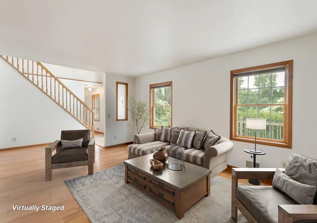 Photo 3 of Single family home for sale at 28810 Coulter St, Edwardsburg, MI 49112 | MLS# 69026039529 | Listing updated on 2026-09-16