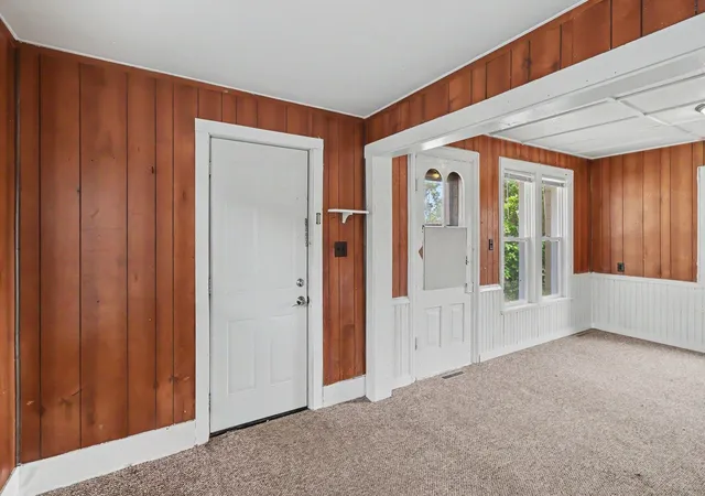 4th image of 307 N Walnut St, Bangor, MI 49013 | MLS# 66026039560