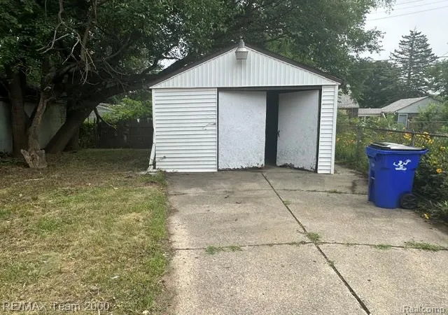 4th image of 19332 Waltham St, Detroit, MI 48205 | MLS# 20261059648