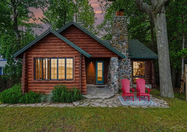 Photo 1 of Single family home for sale at 278 Huron Hills Dr, East Tawas, MI 48730 | MLS# 61050216786 | Listing updated on 2026-07-30