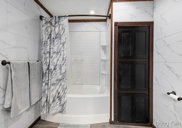 Photo 3 of Single family home for sale at 10680 15 Mile Rd Ne, Cedar Springs, MI 49319 | MLS# 65026039583 | Listing updated on 2026-08-28