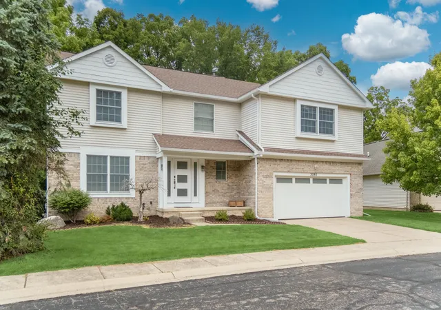 1st image of 3085 N Foxridge Ct, Ann Arbor, MI 48105 | MLS# 81026039581