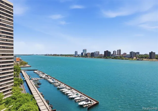 2nd image of Riverfront Tower 300, Detroit, MI 48226