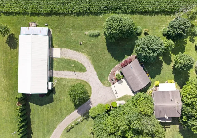 Photo 2 of Single family home for sale at 64700 M 40, Jones, MI 49061 | MLS# 69026039594 | Listing updated on 2026-08-26