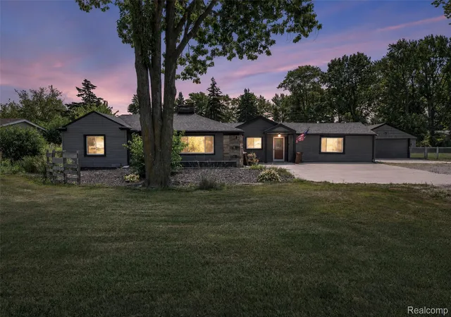 Photo 1 of Single family home for sale at 38250 S Groesbeck Hwy, Clinton Township, MI 48036 | MLS# 20261059664 | Listing updated on 2026-09-17