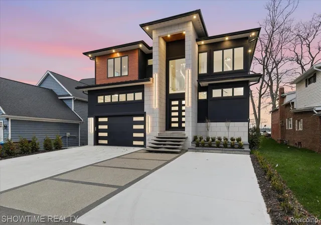 Photo 2 of Single family home for sale at 13281 Haddon St, Fenton, MI 48430 | MLS# 20261059669 | Listing updated on 2026-09-08