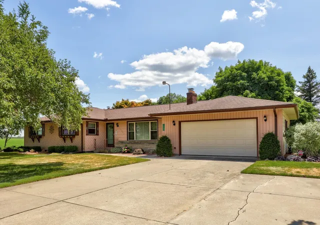 3rd image of 11248 Roedel Rd, Frankenmuth, MI 48734 | MLS# 61050216800
