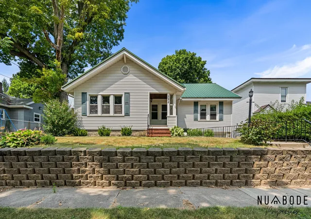 1st image of 128 Tower St, Ionia, MI 48846 | MLS# 65026039603