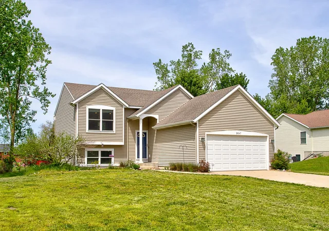 1st image of 9647 Blair St, Zeeland, MI 49464 | MLS# 65026039604