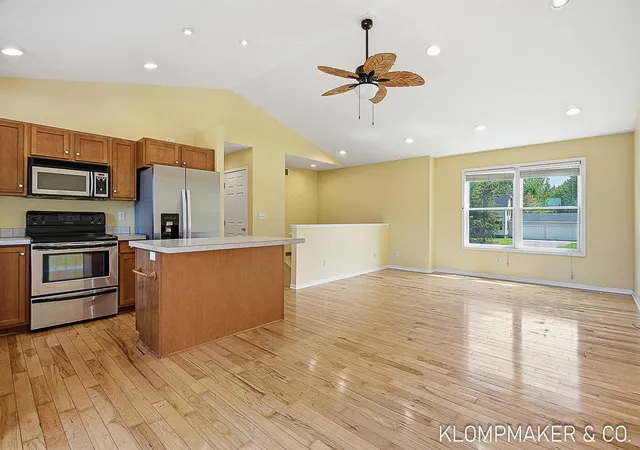 2nd image of 9647 Blair St, Zeeland, MI 49464 | MLS# 65026039604