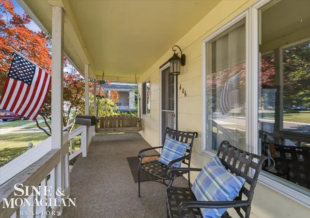Photo 4 of Single family home for sale at 606 N 6th Street, Saint Clair, MI 48079 | MLS# 58050216805 | Listing updated on 2026-09-04
